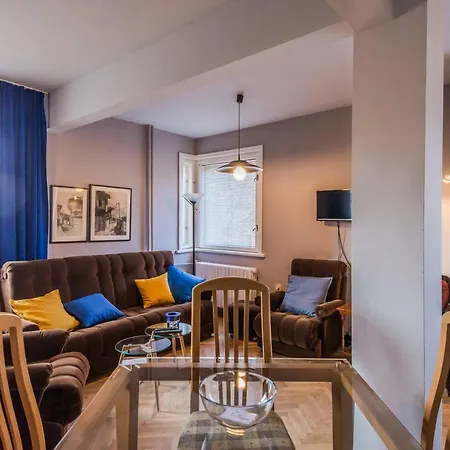 Colorful Two Bedroom Next To Serdika Center * Sofia