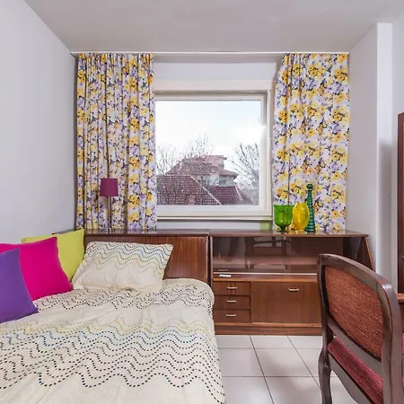 Colorful Two Bedroom Next To Serdika Center *