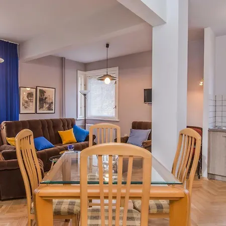 Colorful Two Bedroom Next To Serdika Center Apartment *